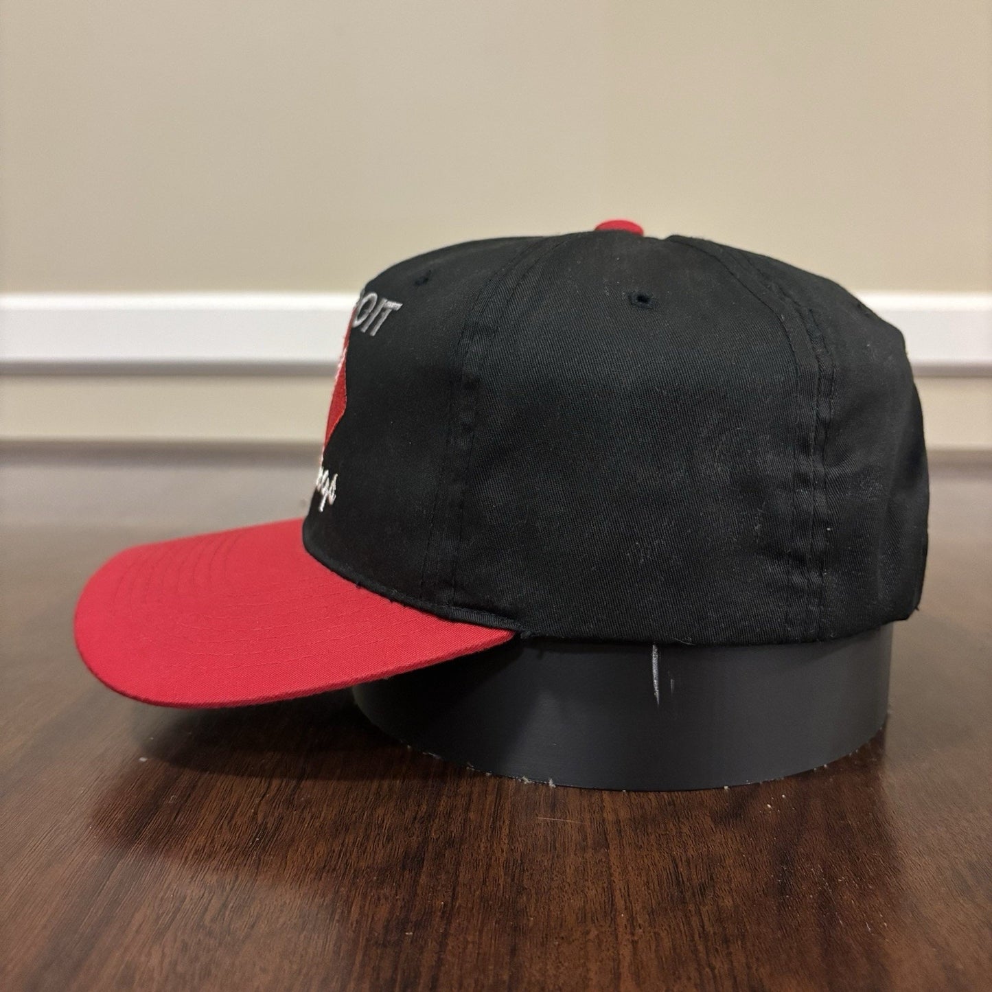 Black Detroit Red Wings Hat