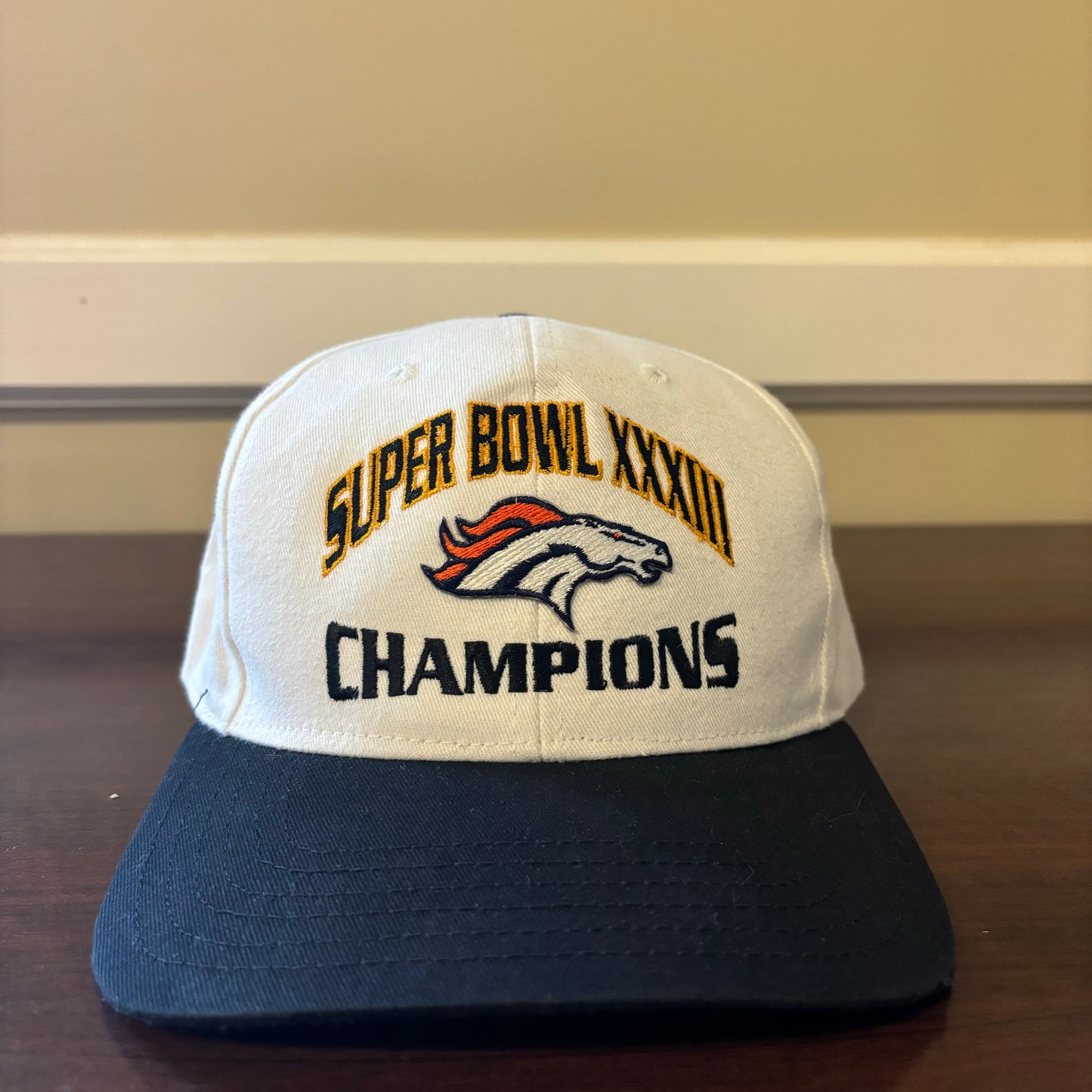 White Denver Broncos Super Bowl Hat