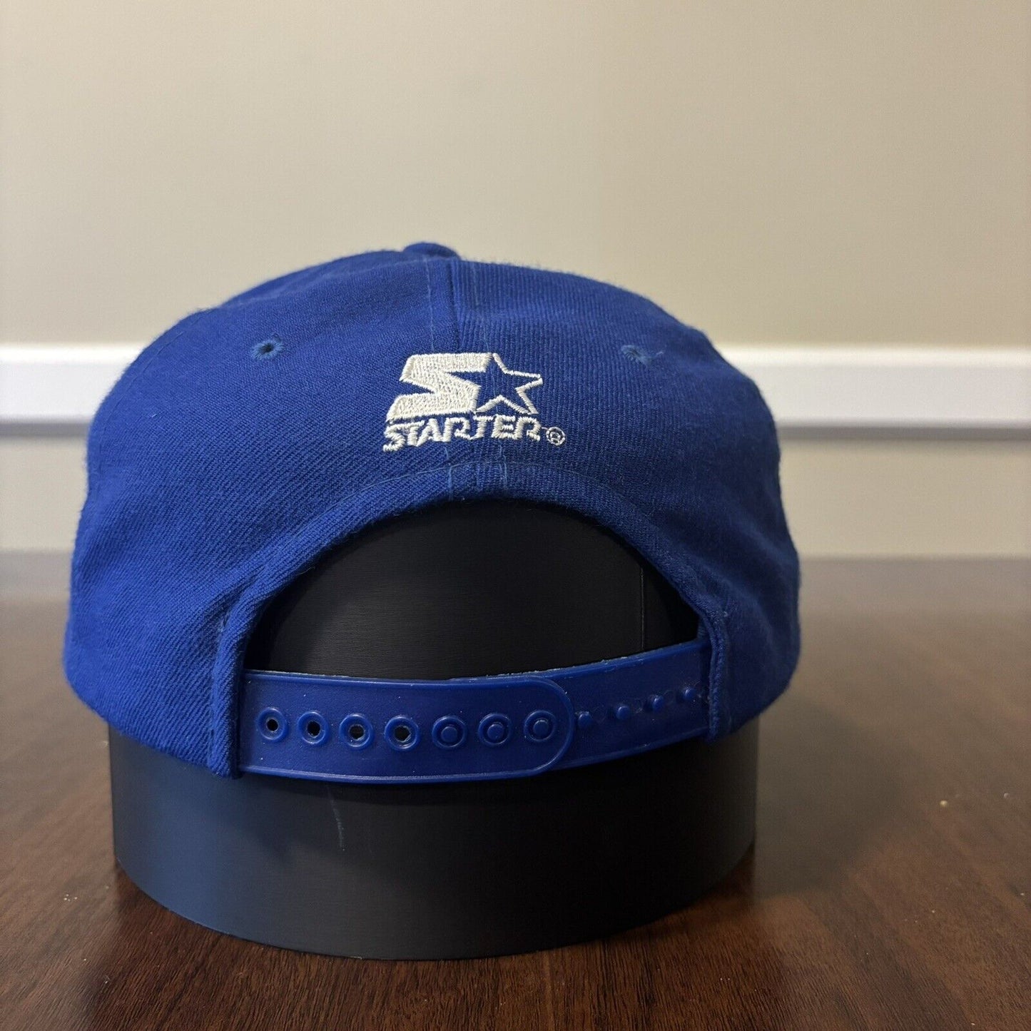 Blue New York Islanders Starter Arch Hat