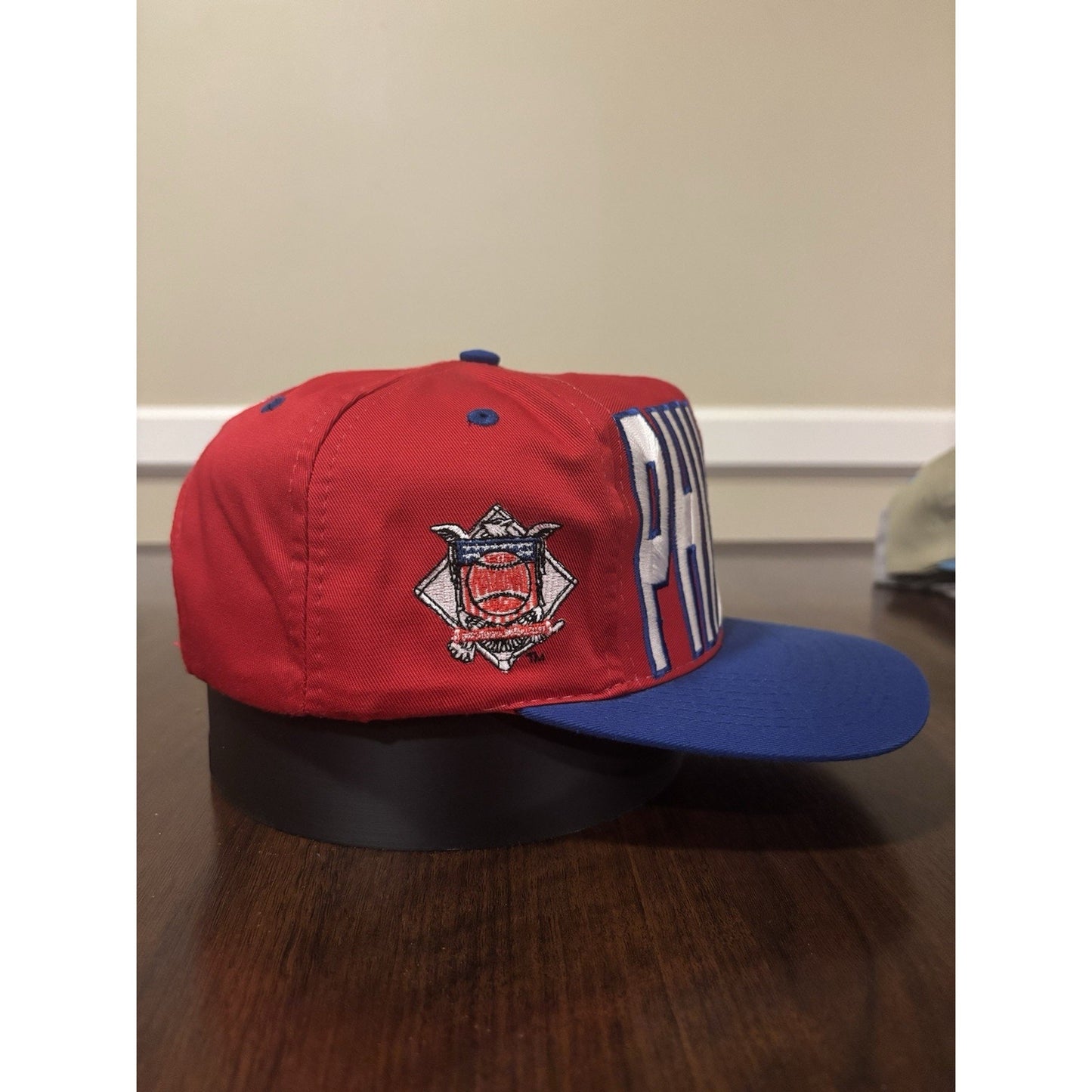 Red Philadelphia Phillies Hat