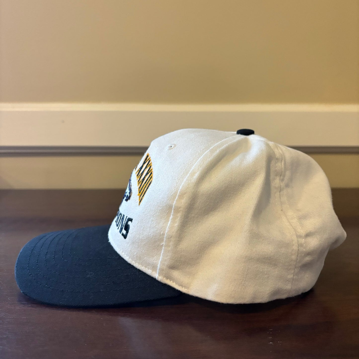 White Denver Broncos Super Bowl Hat