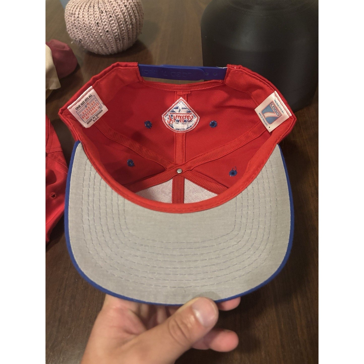 Red Philadelphia Phillies Hat