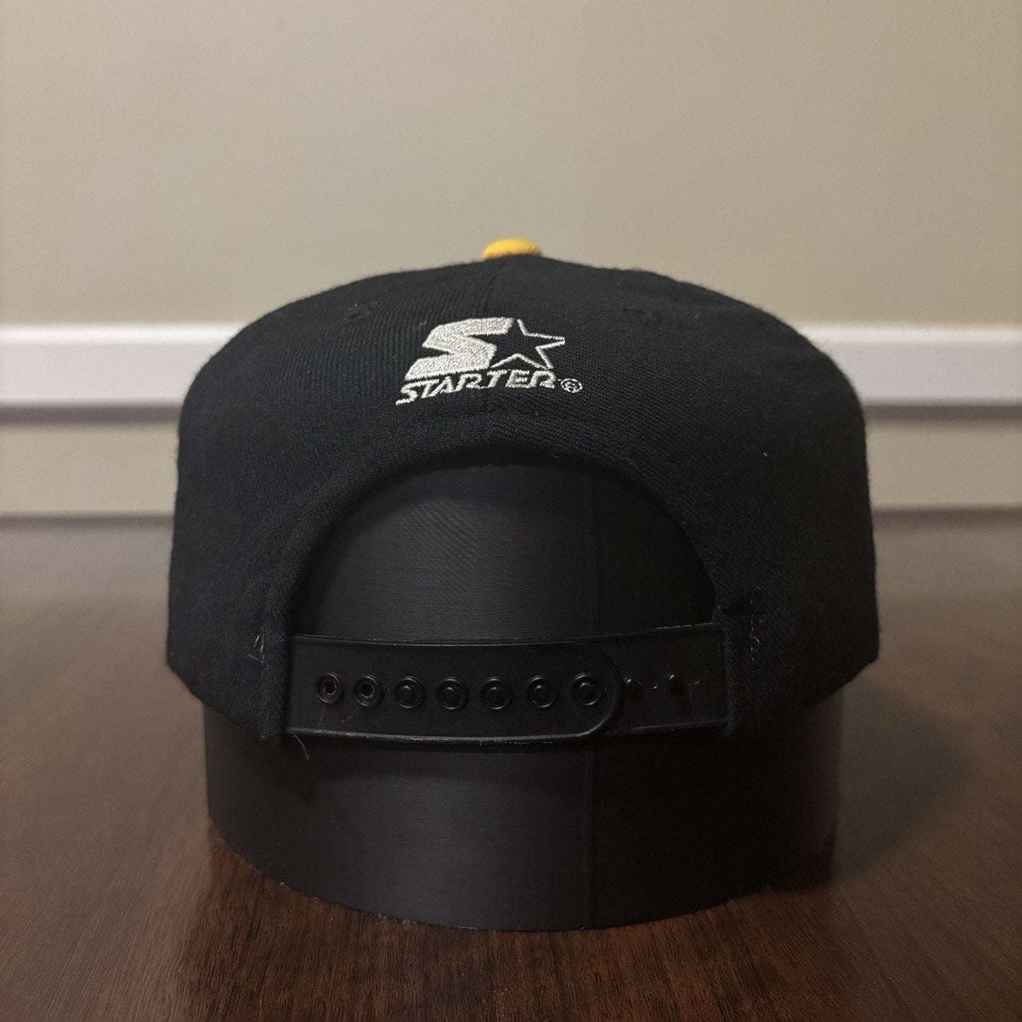 Black Pittsburgh Steelers Starter Hat
