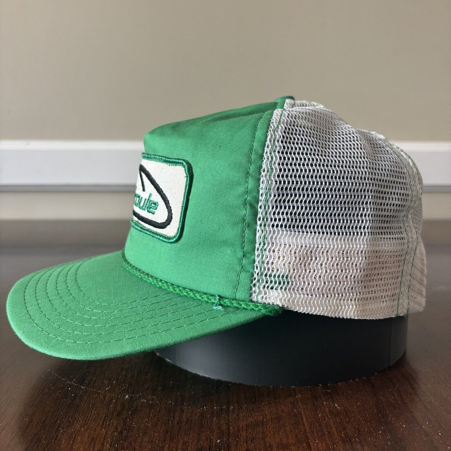 Green Skiroule Trucker Hat